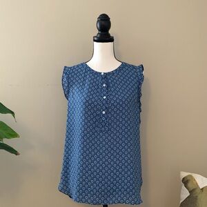 Ann Taylor Blue Patterned Sleeveless Top size medium EUC B56